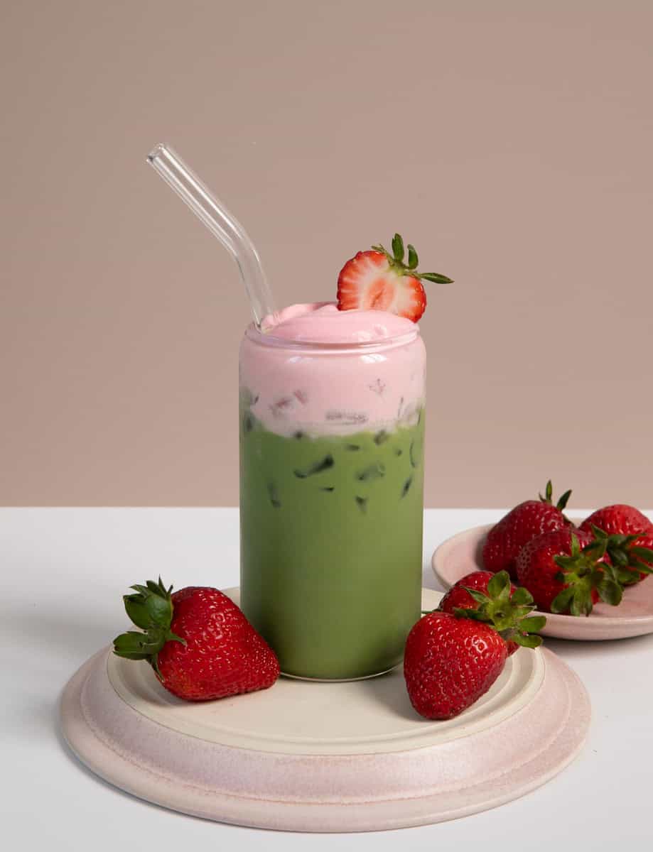 STRAWBERRY MATCHA LATTE